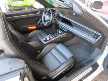 PORSCHE 992 Carrera 3.0S 4S TOPAUSSTATTUNG
