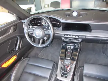 PORSCHE 992 Carrera 3.0S 4S TOPAUSSTATTUNG