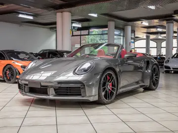 PORSCHE 992 Turbo S Cabriolet LIFT AKRAPOVIC PLDS  BOSE