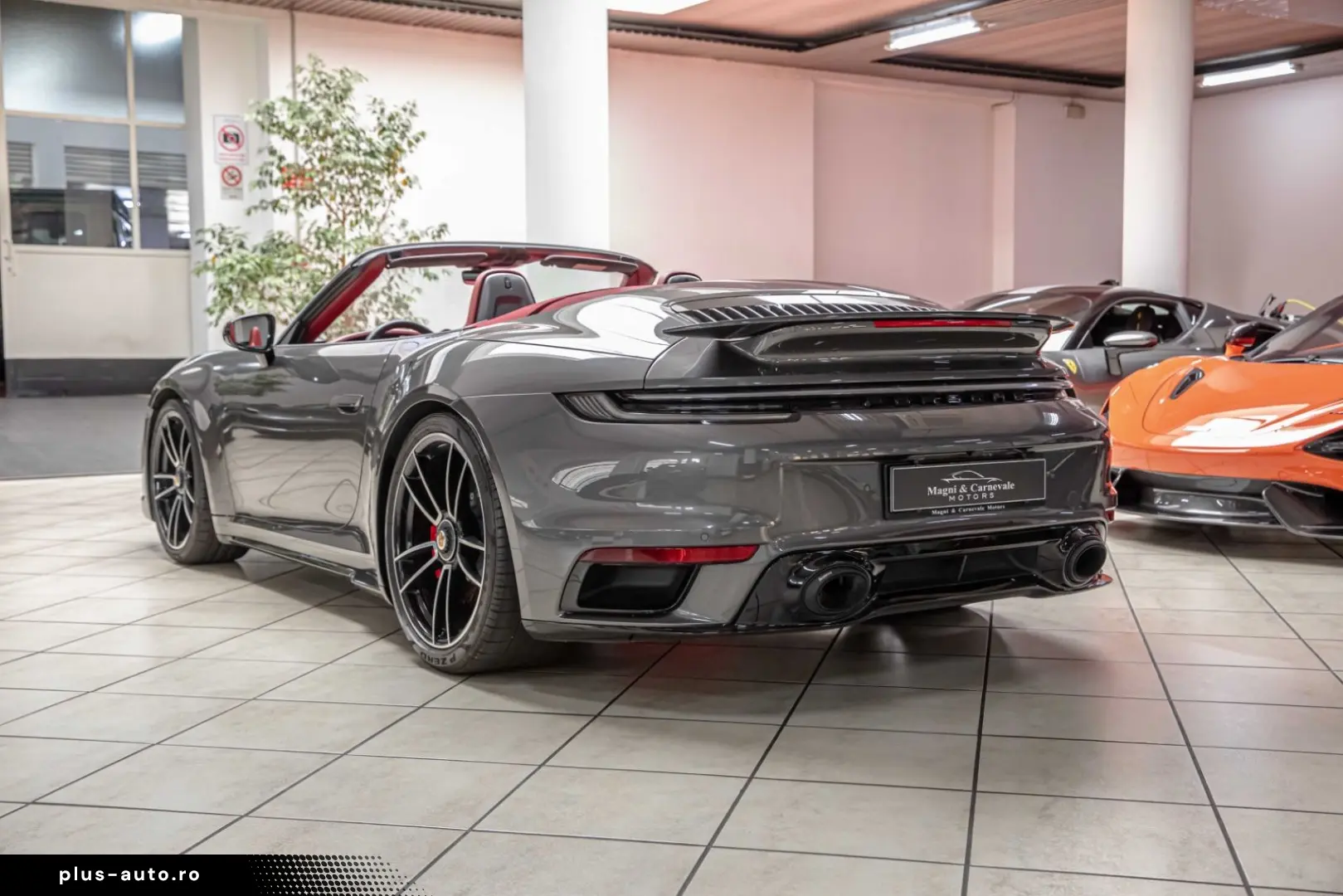 PORSCHE 992 Turbo S Cabriolet LIFT AKRAPOVIC PLDS  BOSE