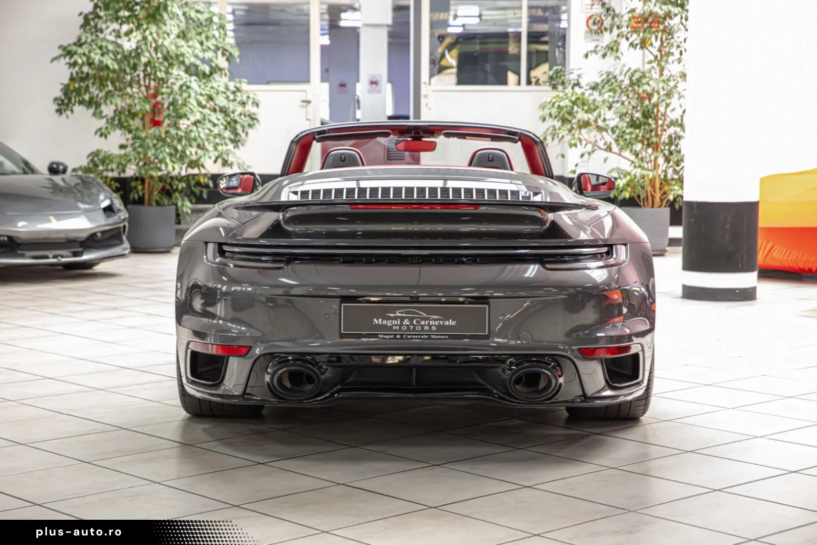 PORSCHE 992 Turbo S Cabriolet LIFT AKRAPOVIC PLDS  BOSE