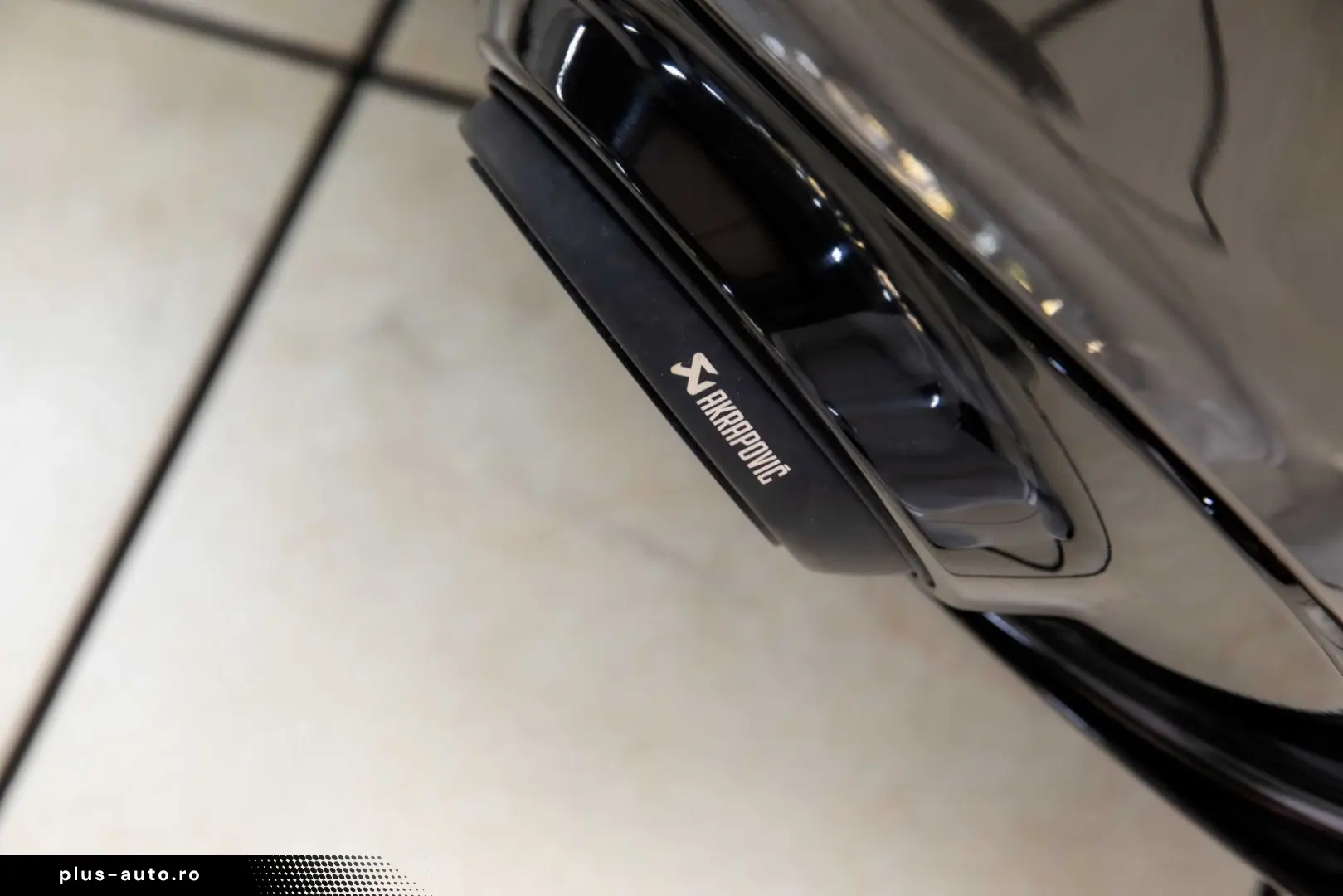 PORSCHE 992 Turbo S Cabriolet LIFT AKRAPOVIC PLDS  BOSE