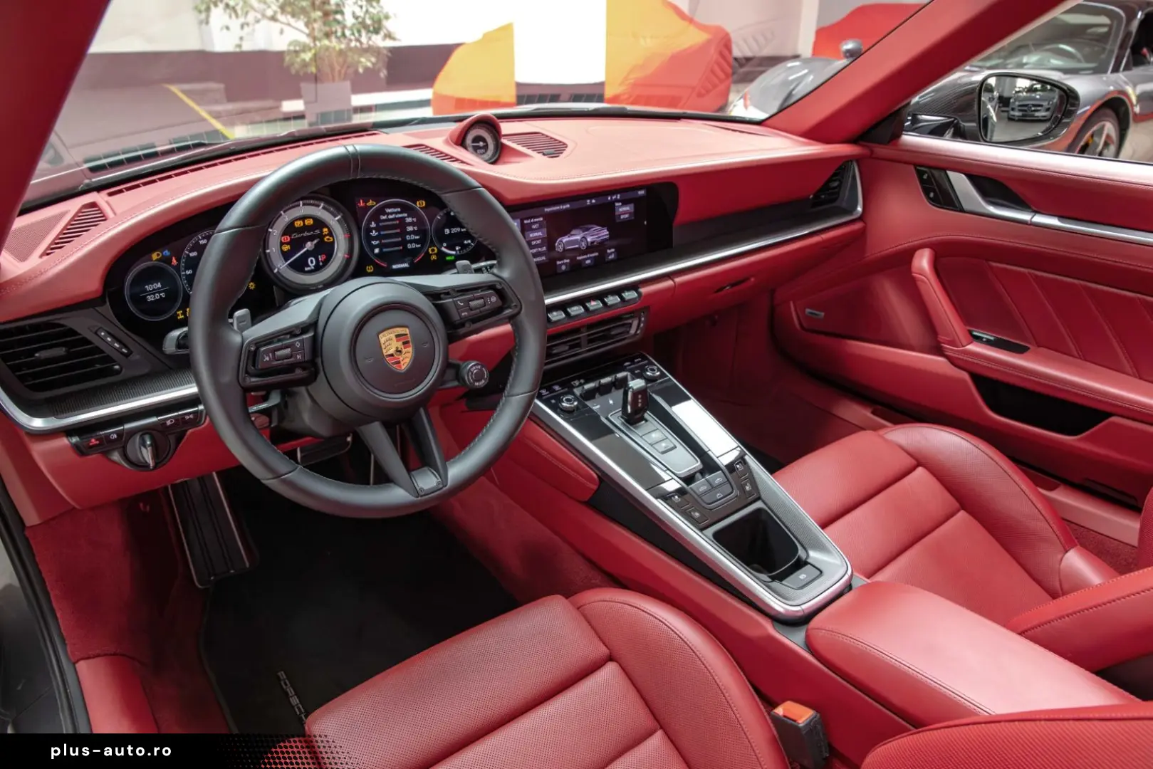 PORSCHE 992 Turbo S Cabriolet LIFT AKRAPOVIC PLDS  BOSE