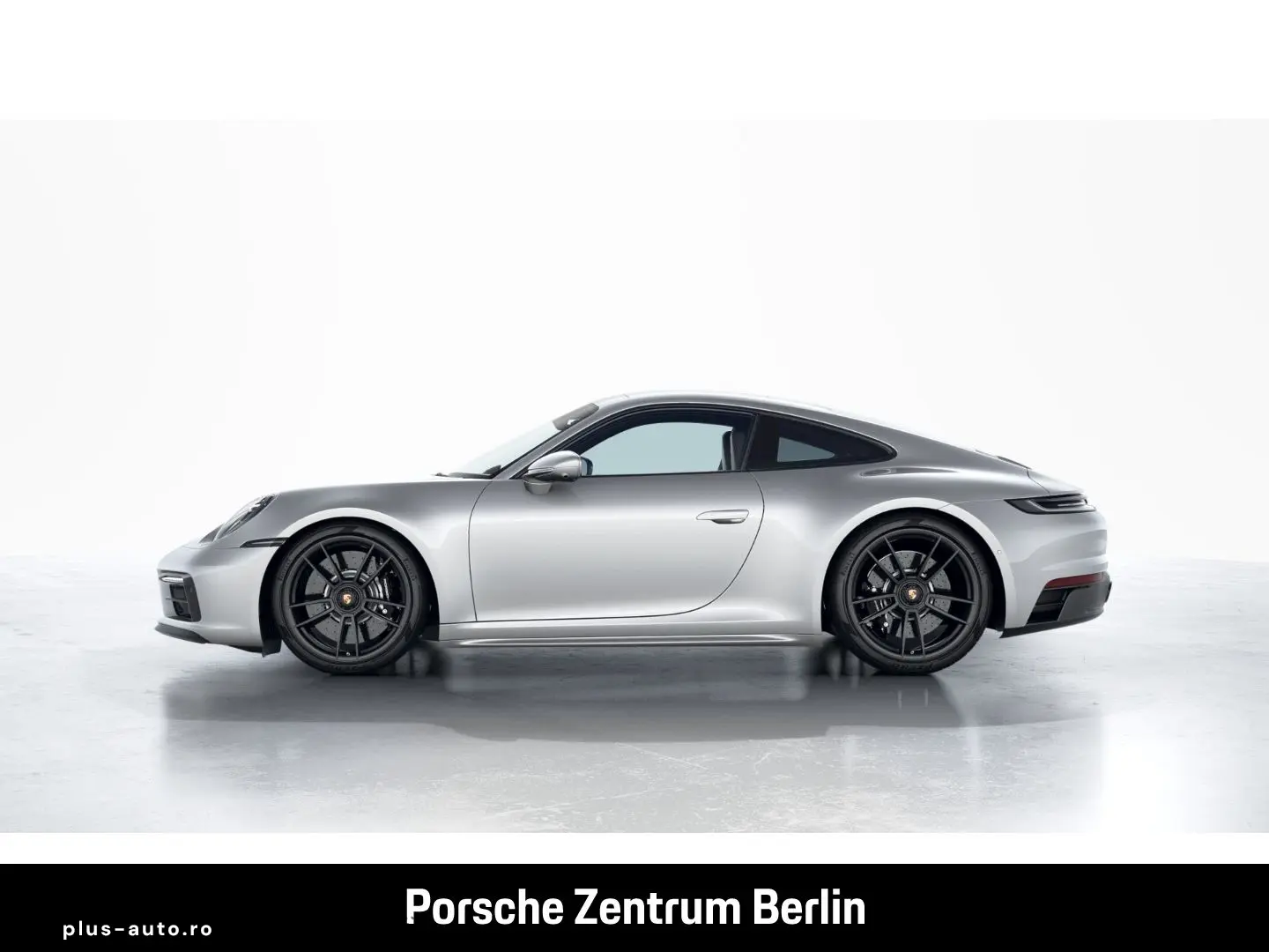 PORSCHE 992 (911) Carrera 4 GTS