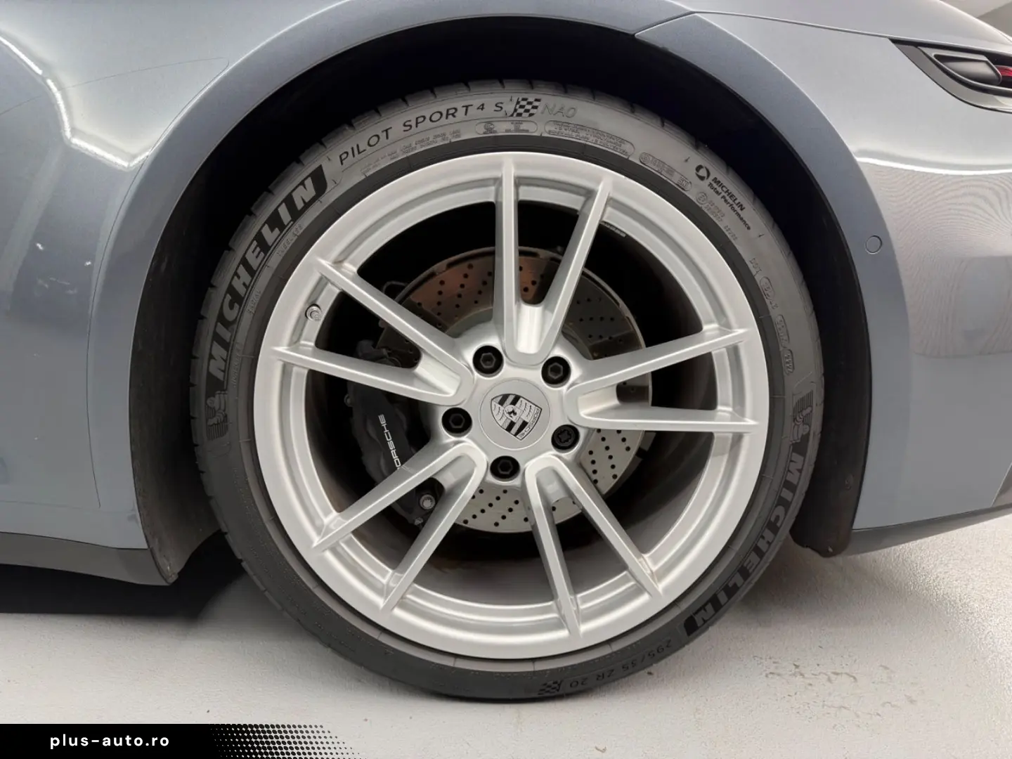 PORSCHE 911 992.2 Carrera Cabrio  BOSE Sportabgas Sport