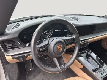 PORSCHE 992 911 Carrera Cabriolet Bose LED ACC Apple Car