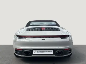 PORSCHE 992 911 Carrera Cabriolet Bose LED ACC Apple Car