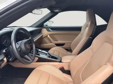 PORSCHE 992 911 Carrera Cabriolet Bose LED ACC Apple Car