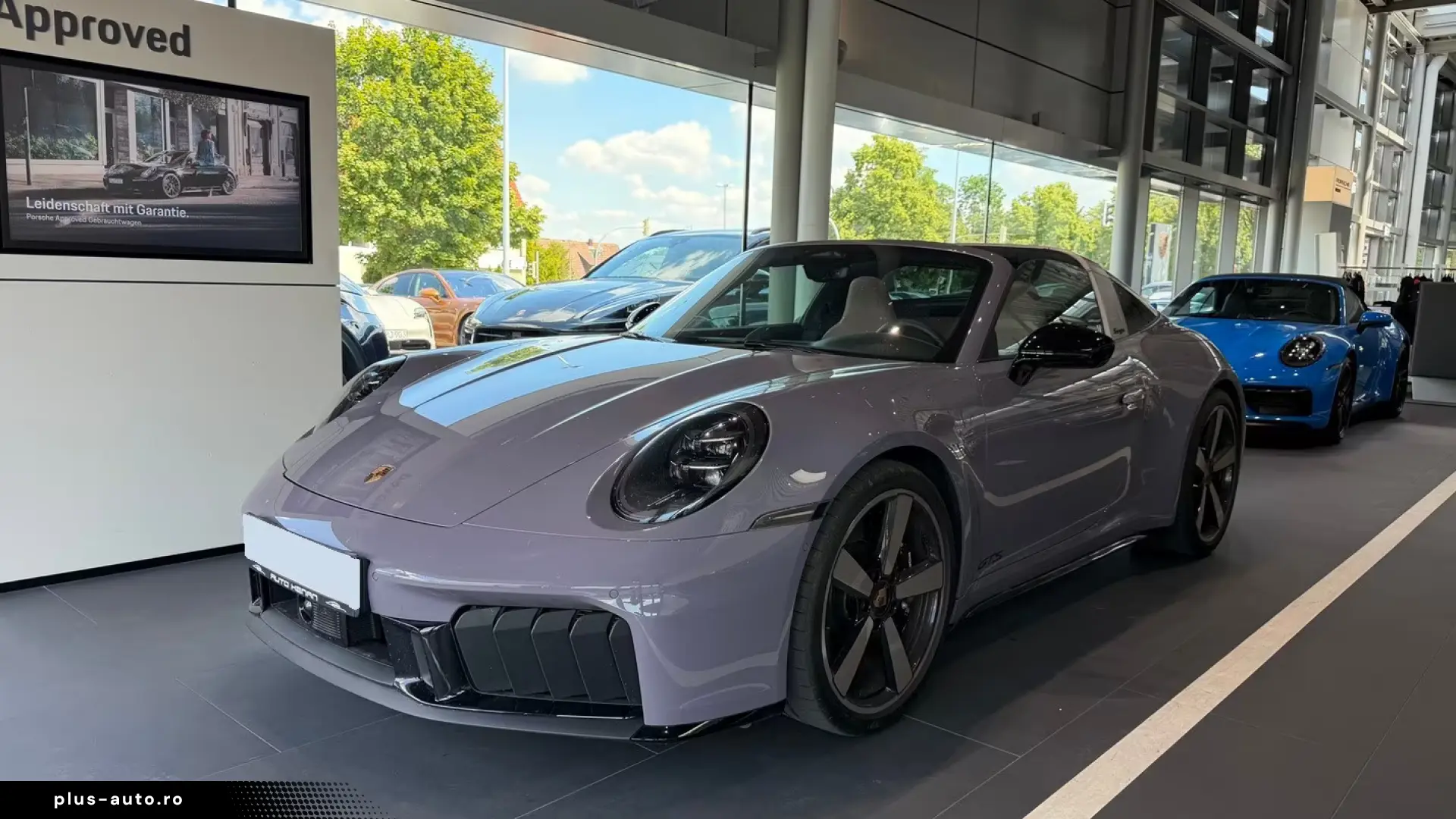 Porsche 992 Targa 4 GTS Exclusive Manufaktur