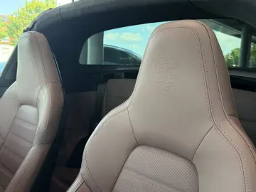 Porsche 992 Targa 4 GTS Exclusive Manufaktur