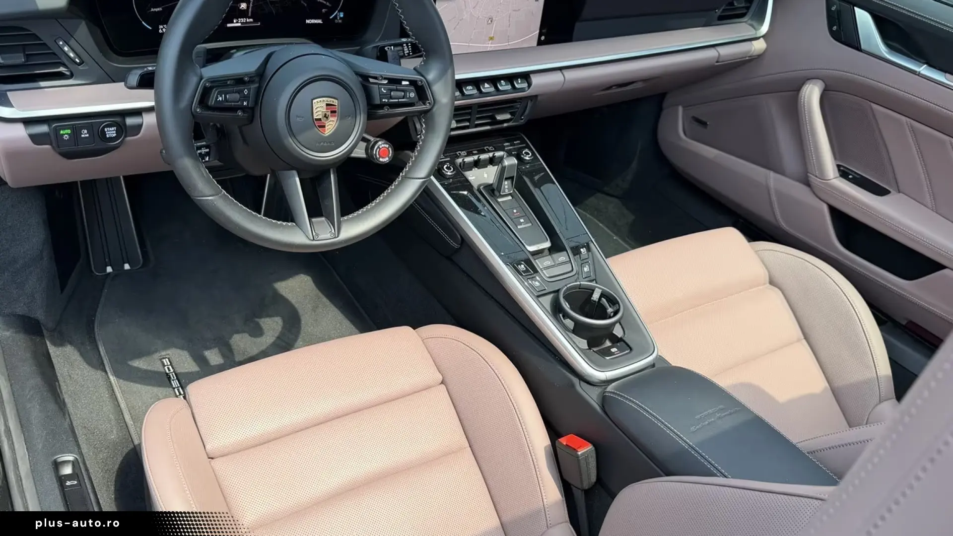 Porsche 992 Targa 4 GTS Exclusive Manufaktur