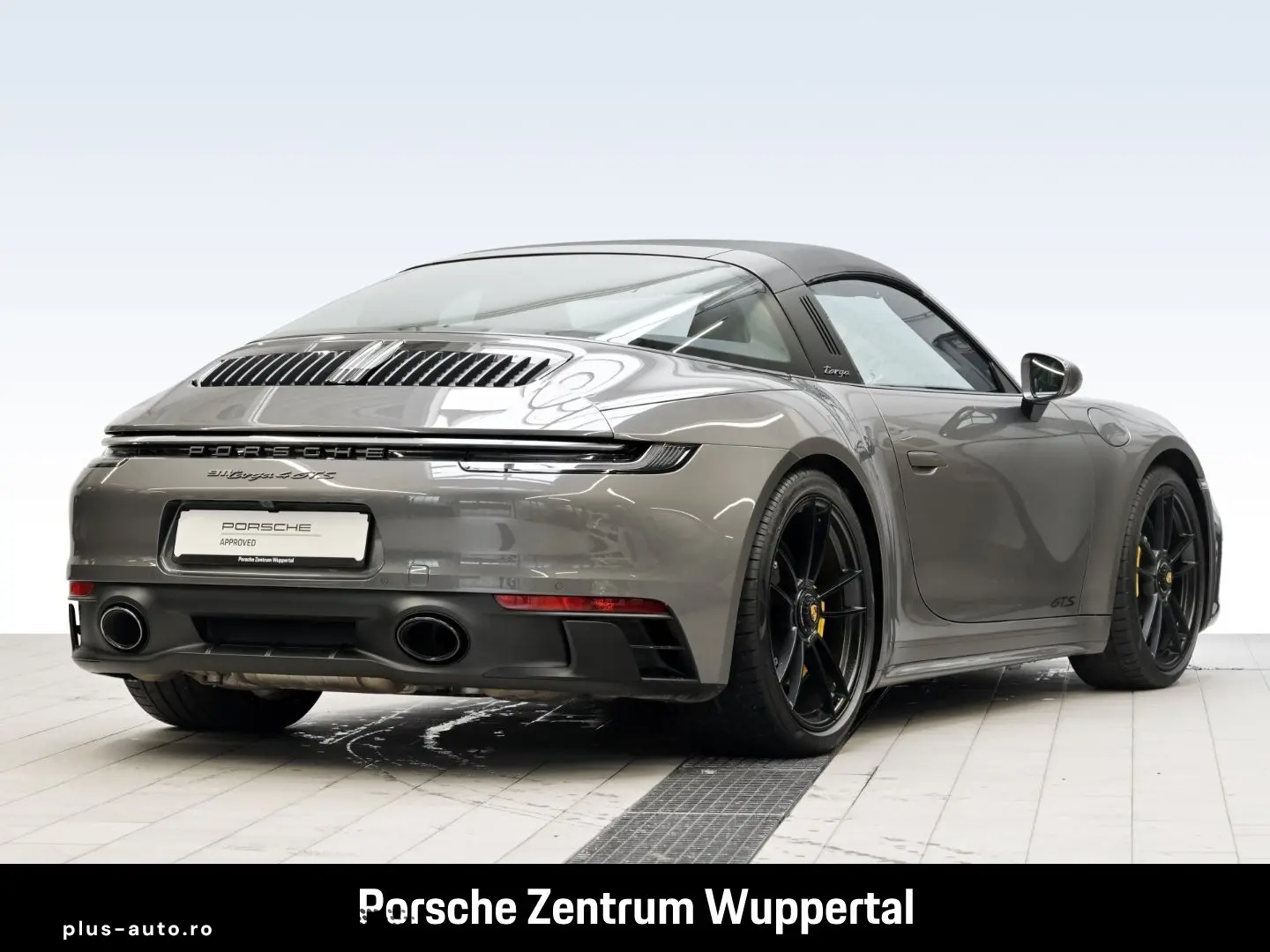 PORSCHE 992 Targa 4 GTS 18-Wege BOSE  HA-Lenkung PCCB In