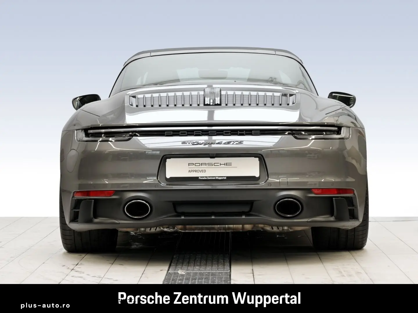 PORSCHE 992 Targa 4 GTS 18-Wege BOSE  HA-Lenkung PCCB In