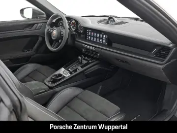 PORSCHE 992 Targa 4 GTS 18-Wege BOSE  HA-Lenkung PCCB In