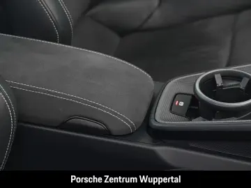 PORSCHE 992 Targa 4 GTS 18-Wege BOSE  HA-Lenkung PCCB In