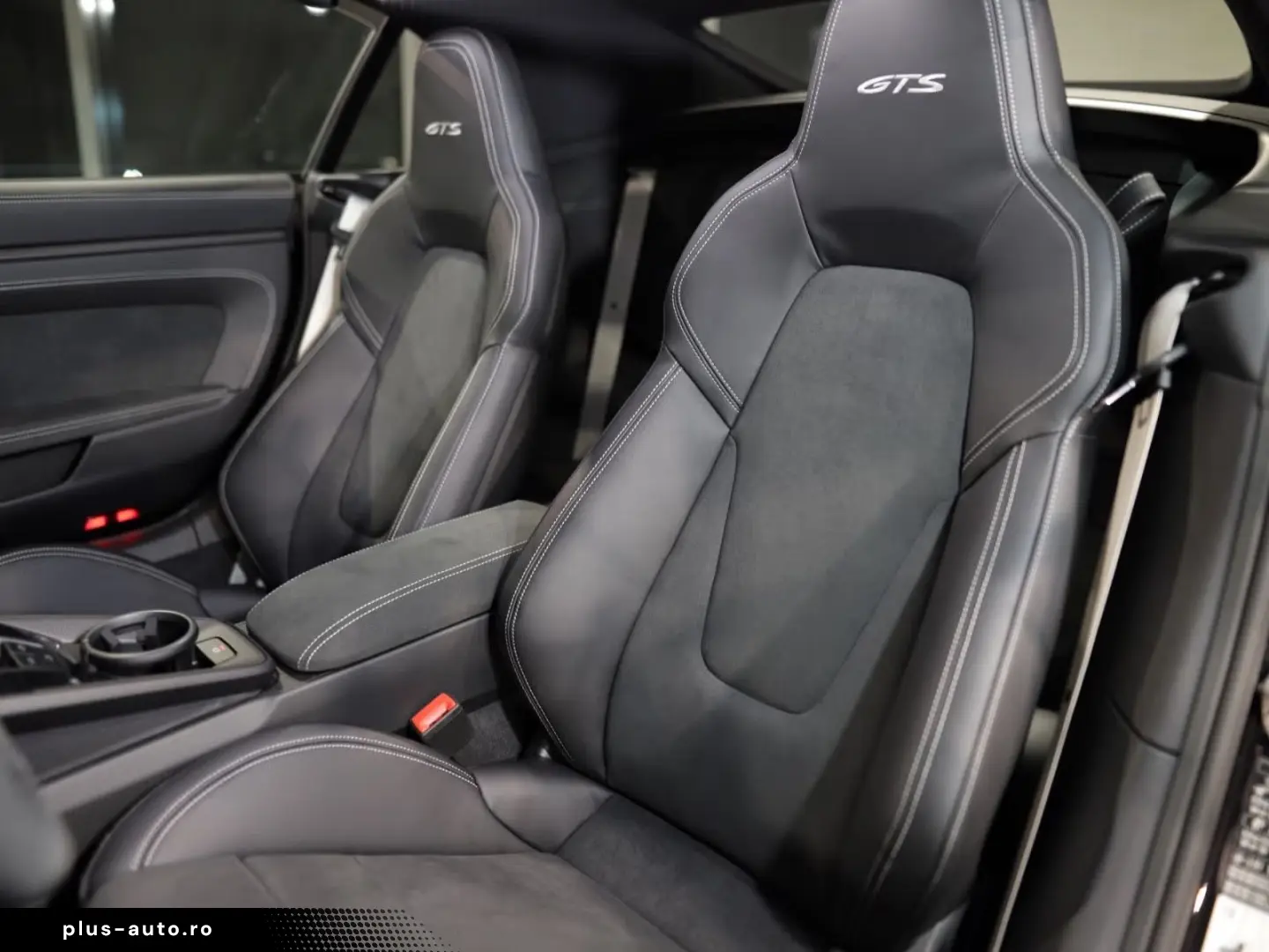 PORSCHE 992 Carrera GTS Cabriolet Carrera GTS