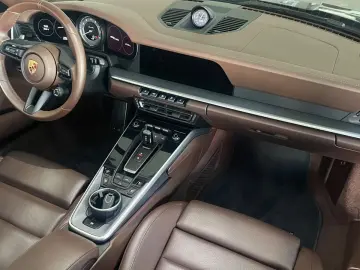 PORSCHE 911 (992) Turbo Cabrio Lift Matrix SurroundView