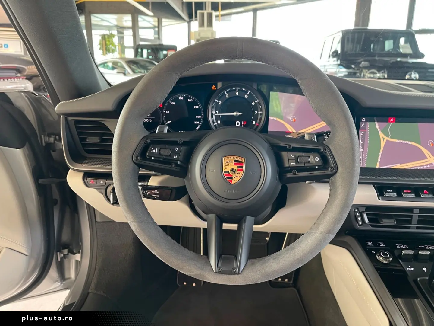 PORSCHE 992 Carrera Coupe SPORTABGAS BOSE 14WEGE CAM DAB