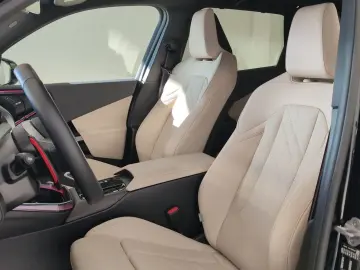BMW X3 M50 xDrive SHZvo hi AHK 360  Pano HuD ACC Nav