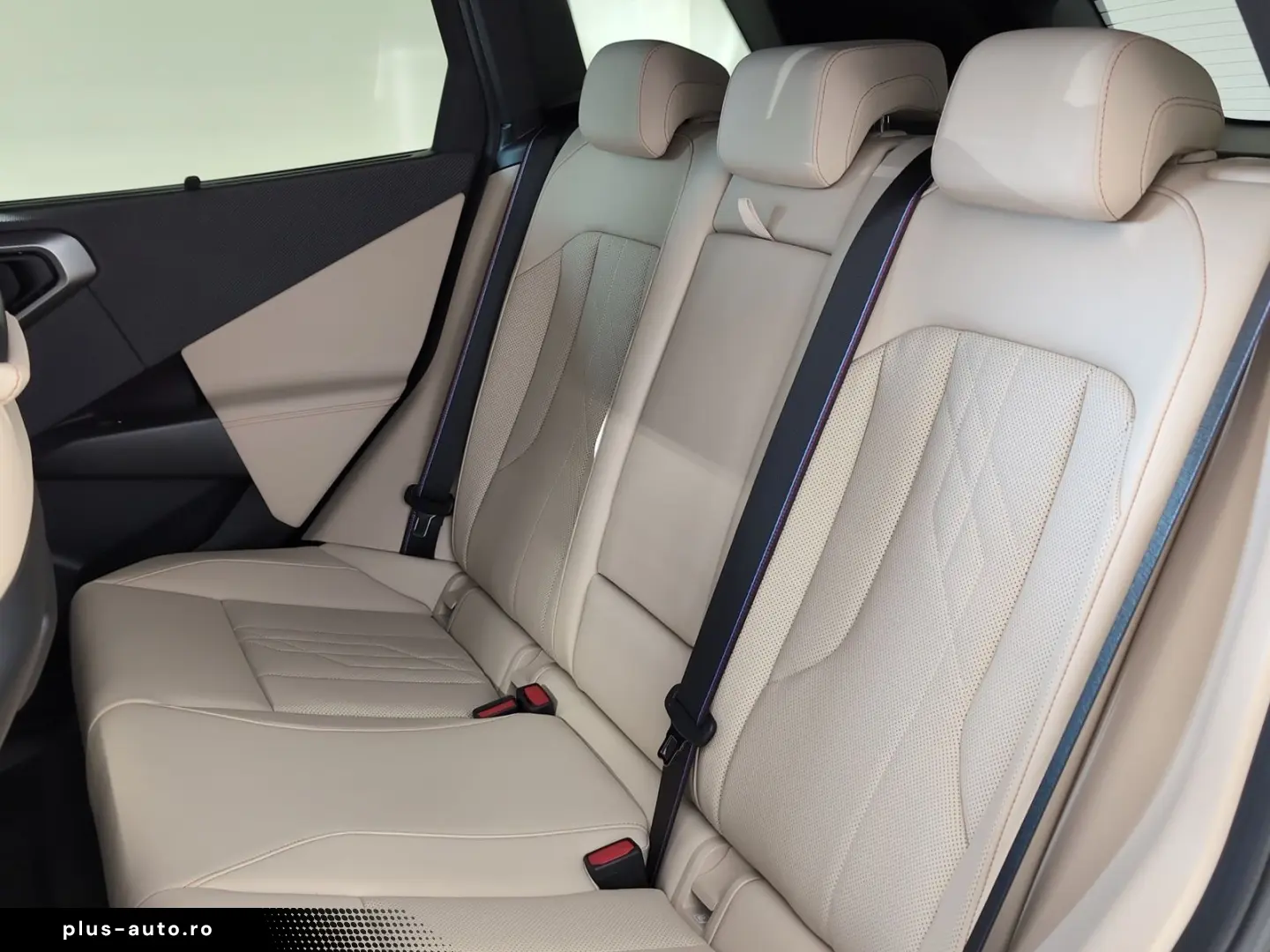 BMW X3 M50 xDrive SHZvo hi AHK 360  Pano HuD ACC Nav