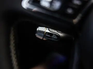 BENTLEY Continental GT 4.0 V8 S   ROTATING DISPLAY   NAI