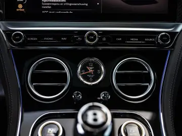 BENTLEY Continental GT 4.0 V8 S   ROTATING DISPLAY   NAI