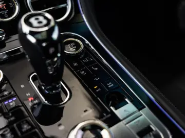 BENTLEY Continental GT 4.0 V8 S   ROTATING DISPLAY   NAI