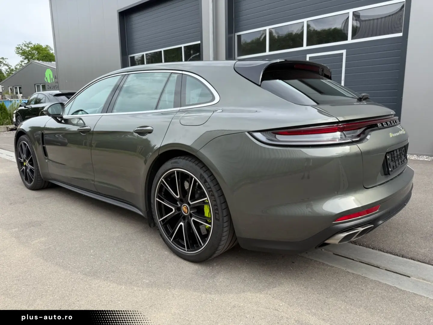 PORSCHE Panamera Sport Turismo Turbo S E-Hybrid Pano 21