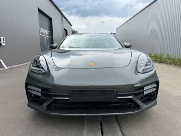 PORSCHE Panamera Sport Turismo Turbo S E-Hybrid Pano 21