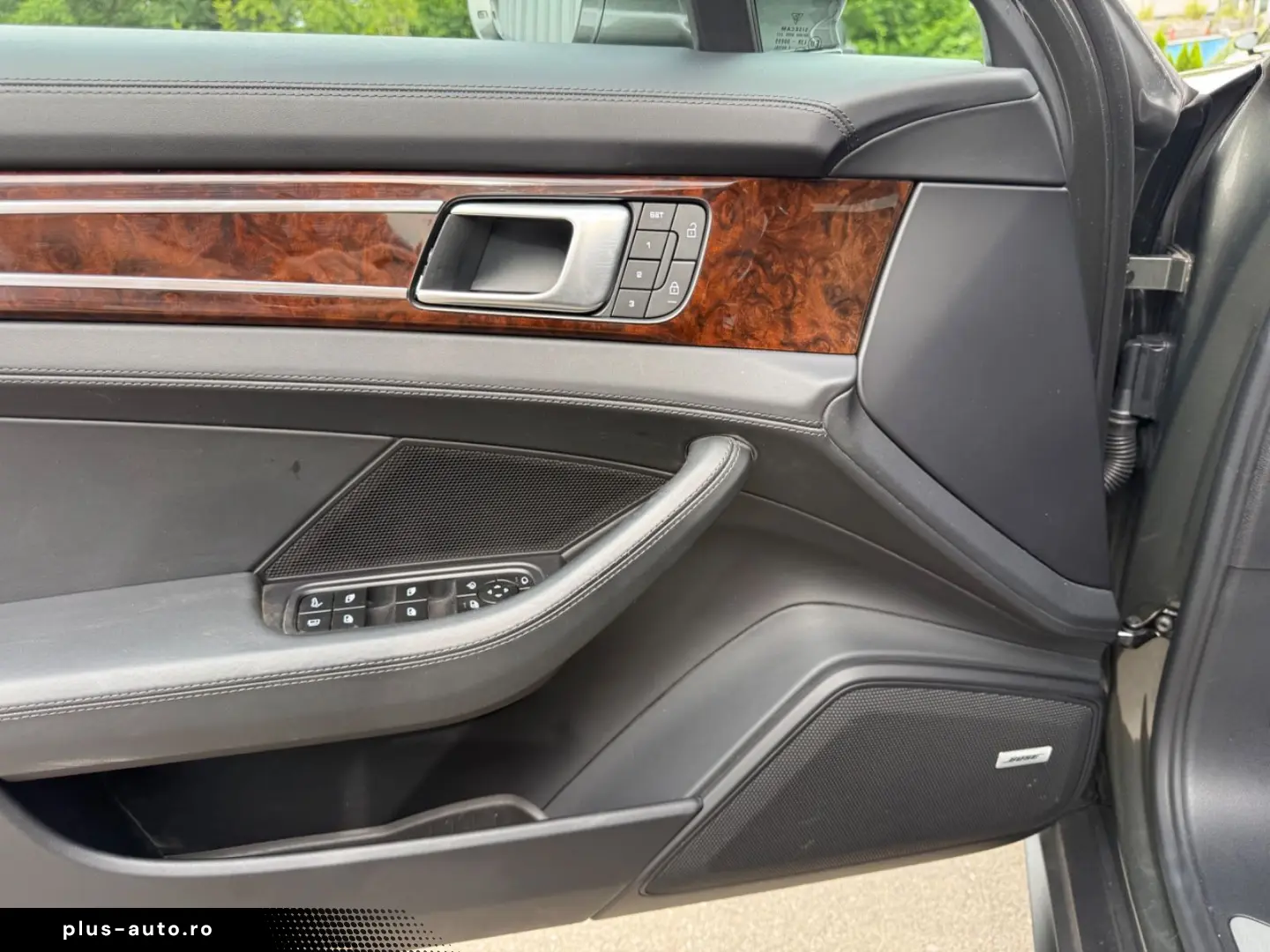 PORSCHE Panamera Sport Turismo Turbo S E-Hybrid Pano 21
