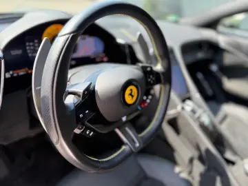FERRARI Roma JBL SHZ Garantie bis 03.2028 Grigio Silvers