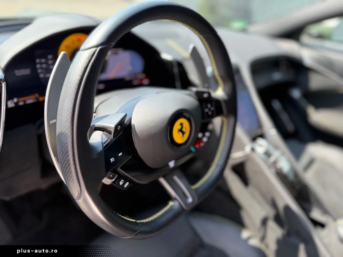 FERRARI Roma JBL SHZ Garantie bis 03.2028 Grigio Silvers