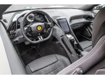FERRARI Roma  MagneRide JBL Matrix-LED 360  1.Hd. CarPla