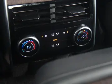 LAND ROVER Range Rover 3.0 D350 Autobiography