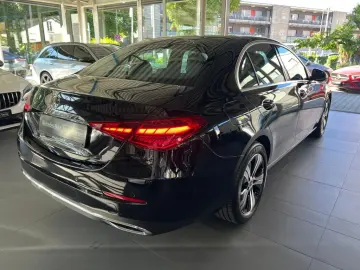 MERCEDES-BENZ C 300 e Avantgarde Totw. Distronic