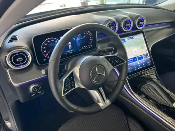 MERCEDES-BENZ C 300 e Avantgarde Totw. Distronic