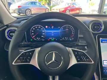 MERCEDES-BENZ C 300 e Avantgarde Totw. Distronic