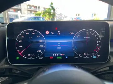 MERCEDES-BENZ C 300 e Avantgarde Totw. Distronic