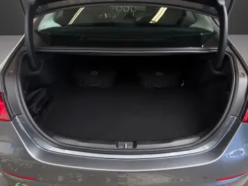 MERCEDES-BENZ C 300 e Avantgarde AHK MEMORY 360