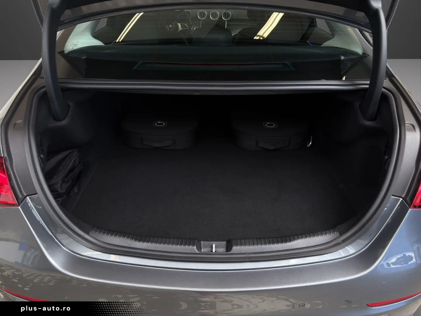 MERCEDES-BENZ C 300 e Avantgarde AHK MEMORY 360