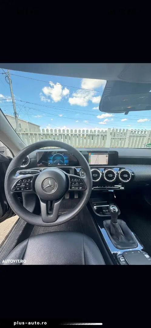 Mercedes-Benz CLA 180