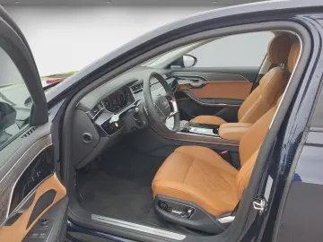 AUDI A8 Lang S line 60 TFSI e NP161 Allradlenk Pano B
