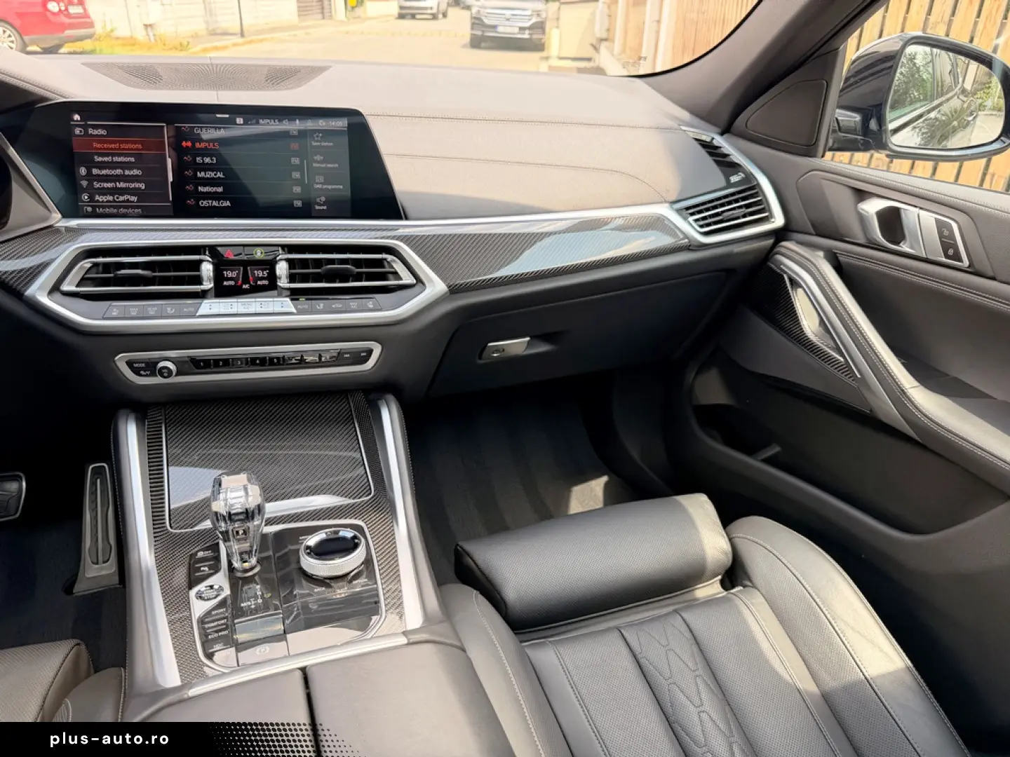 BMW X6 2021 — imagine 28