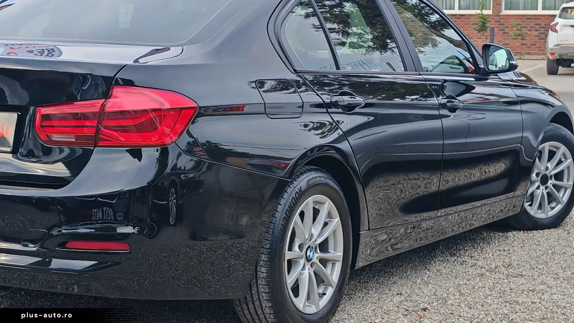 BMW 318d 150cp  10.2015  Automat  Înmatriculat   Proprietar