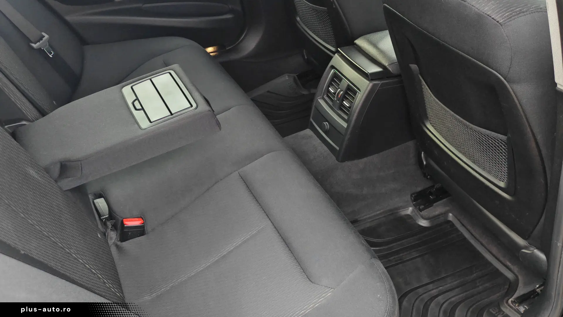 BMW 318d 150cp  10.2015  Automat  Înmatriculat   Proprietar