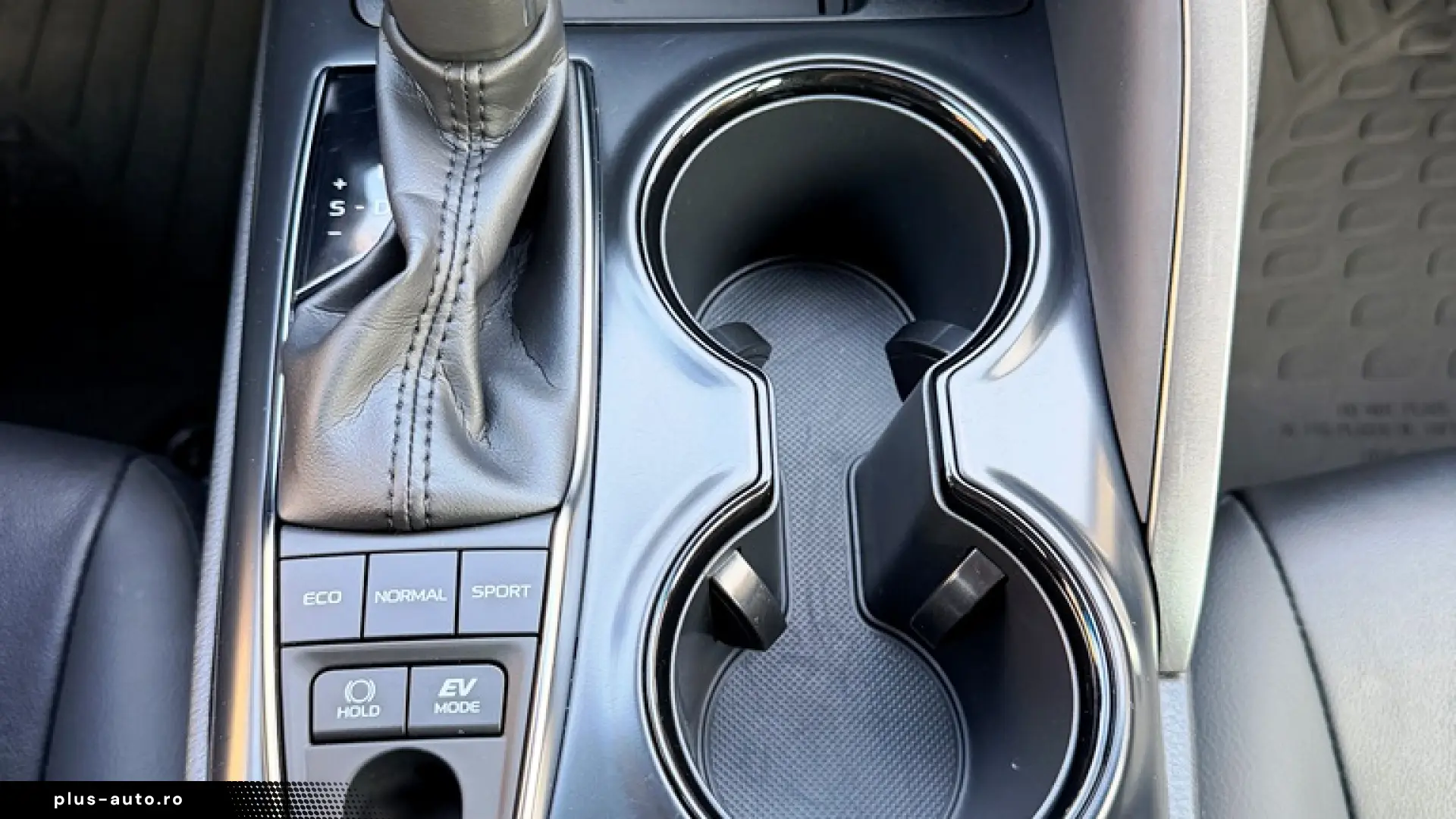 Toyota Camry Hybrid Dynamic CVT 222CP