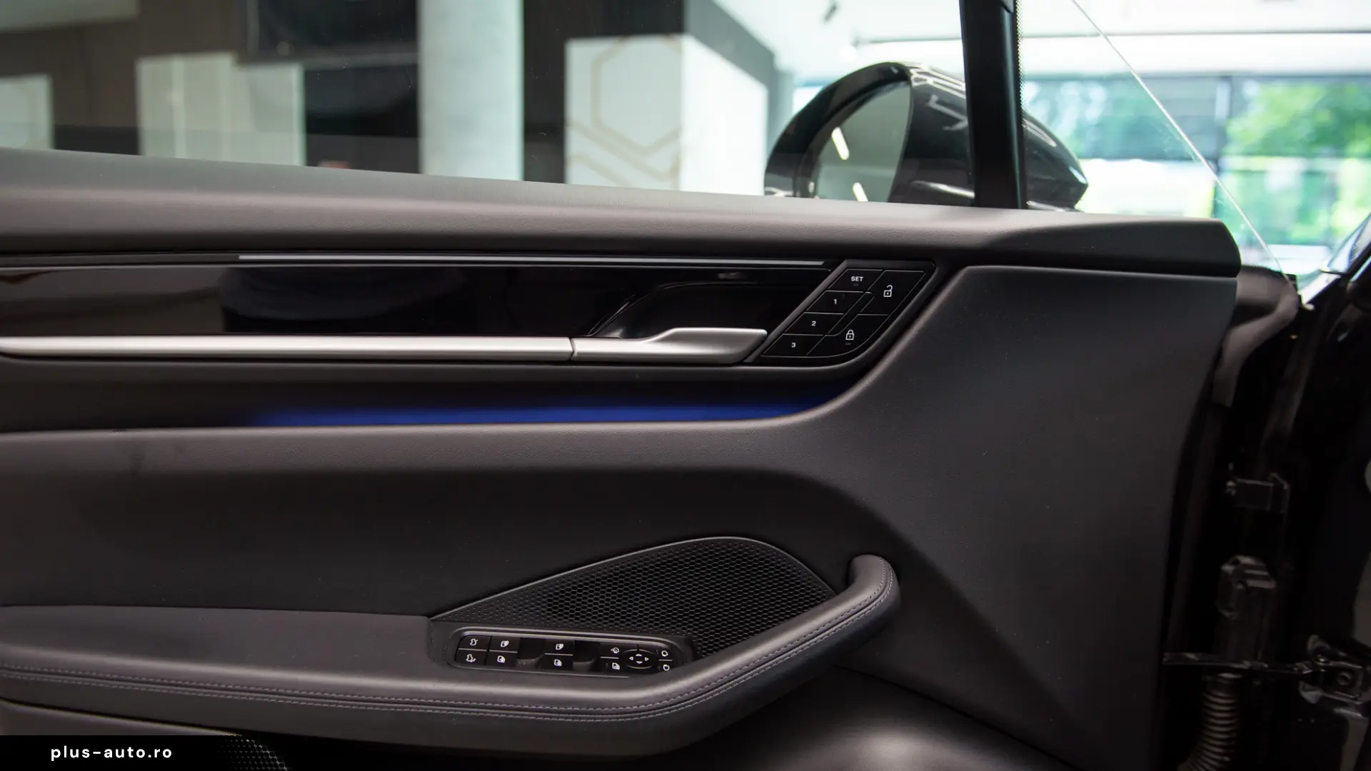 Porsche Macan Electric 4S