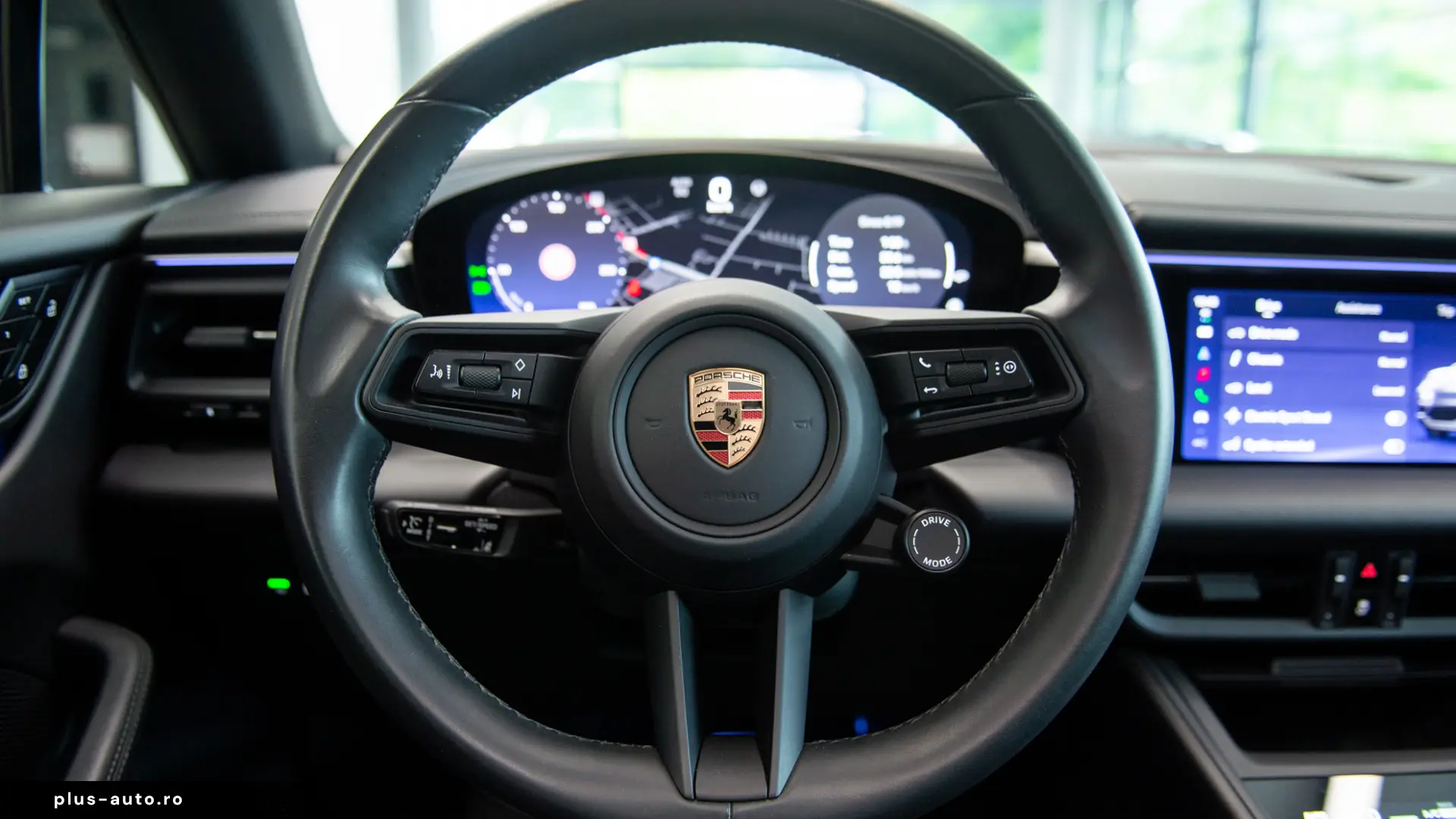 Porsche Macan Electric 4S