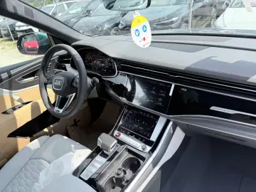 Audi RSQ8 Performance- B&O 3D- Matrix- Carbon