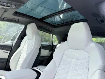 Audi RSQ8 Performance- B&O 3D- Matrix- Carbon
